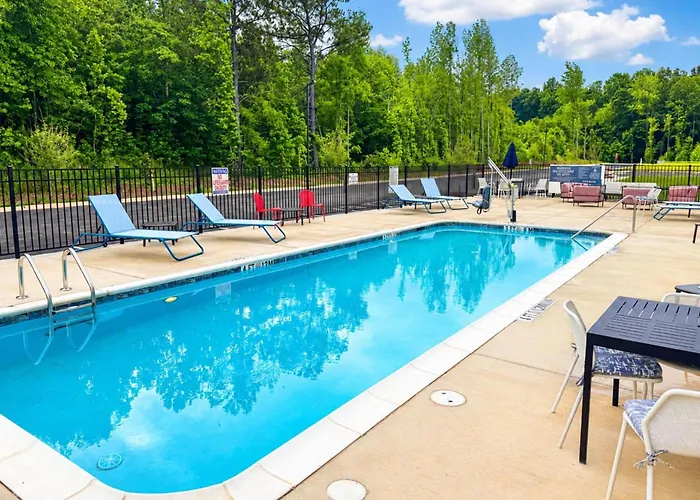 Hawthorn Extended Stay By Wyndham Mebane