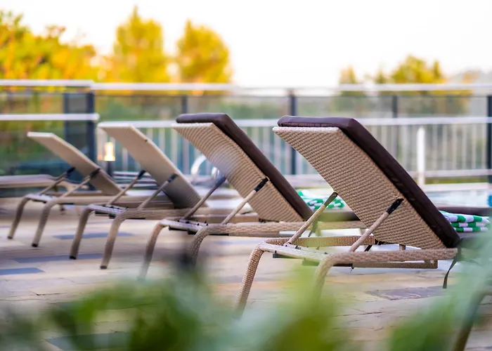 Ngolu Hotel And Residences