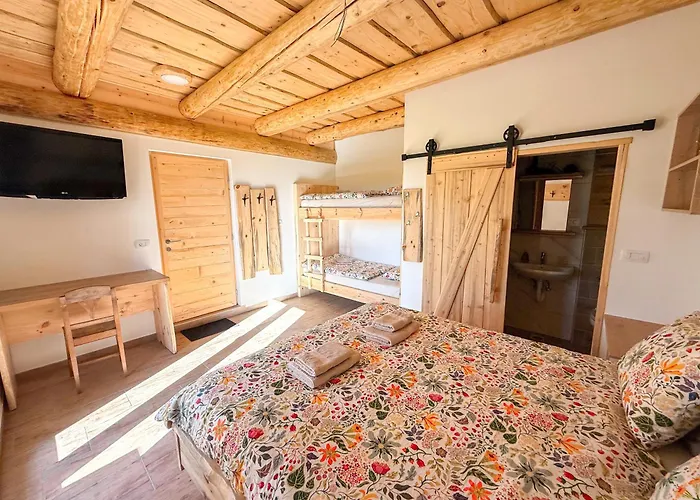 Village Vista - Mini Glamping Resort