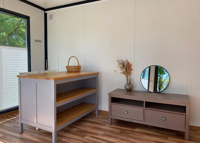 Naturerlebnis Schlafcontainer auf dem Bauernhof