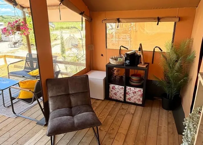 Glamping La Yurta Nel Verde Luxe Ingerichte 6Persoons Glamping Tent