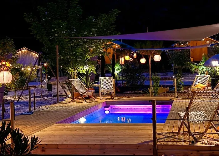 Glamping La Yurta Nel Verde Luxe Ingerichte 6Persoons Glamping Tent