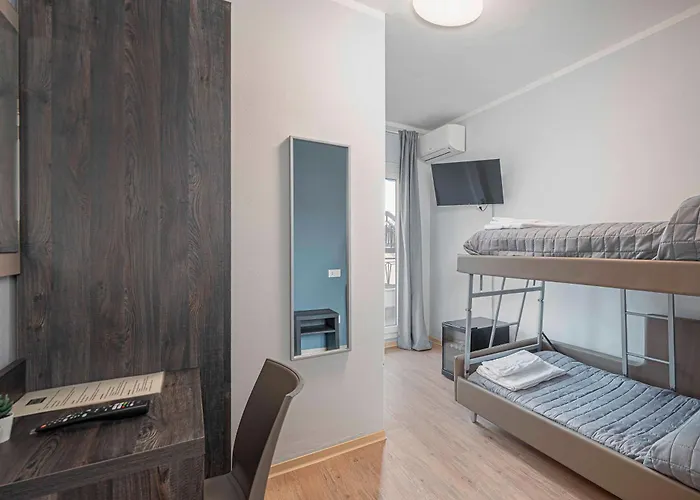 Urban Hotel