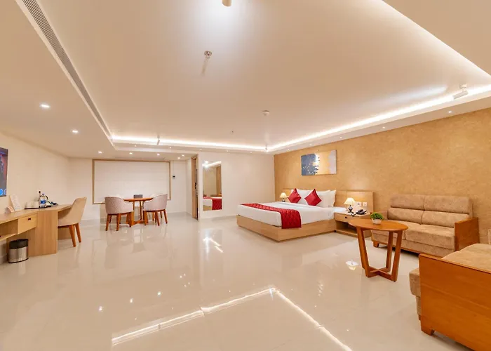 Hotel Grand Courtyard Pala