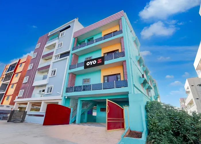 Hotel O Sv Grand Apsrtc Depot