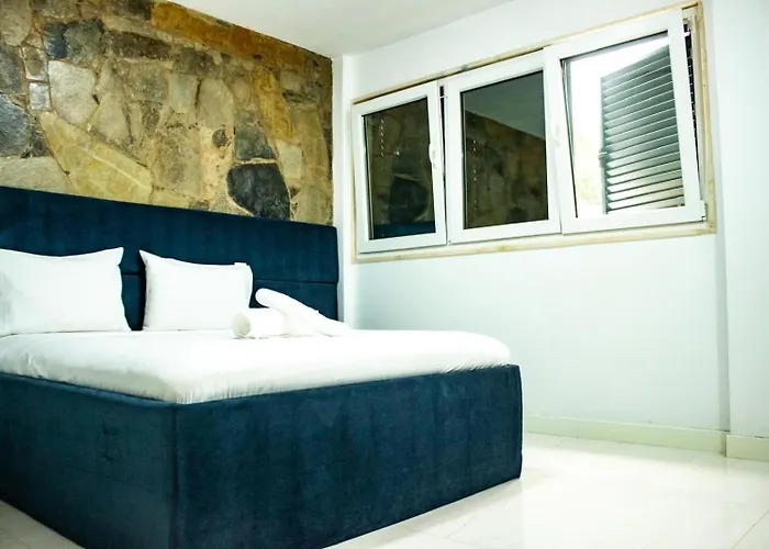 Hotel Santos Silva