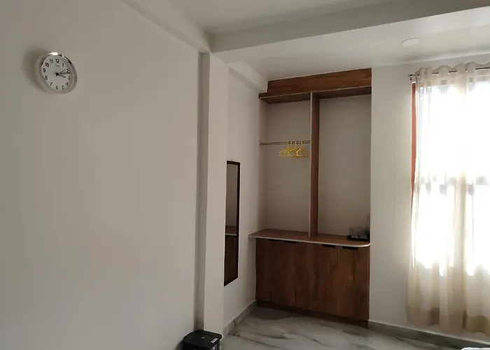 Hotel Woodland Aizawl