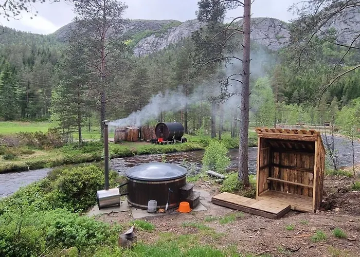 Hjortebu I Naturskjonne Omgivelser