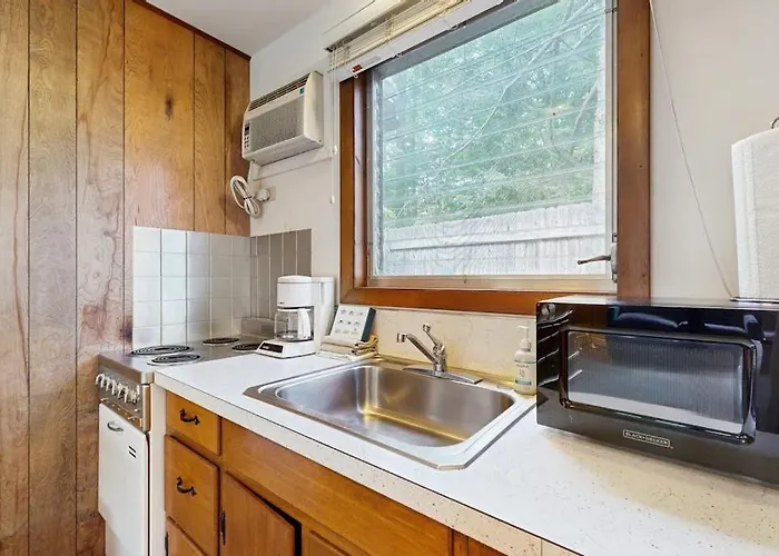 King Birch Lake Home, Unit 5
