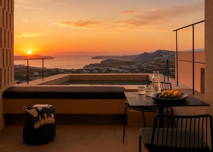 Enorme Eos Santorini - Adults Only
