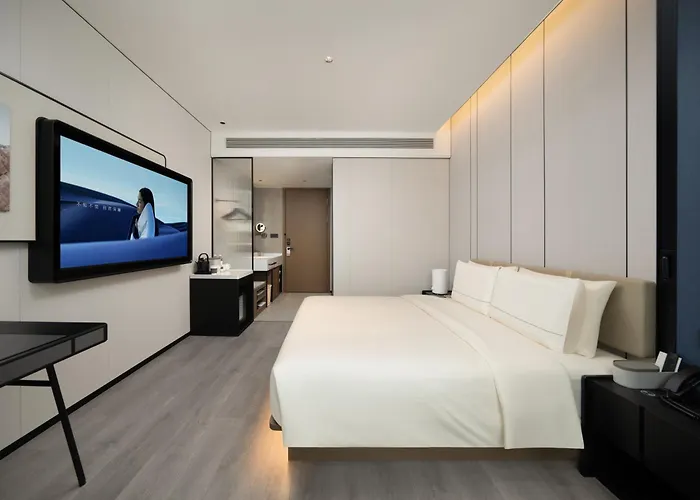 Atour Hotel Pengbo Central Plaza Lanzhou Zhongchuan Airport