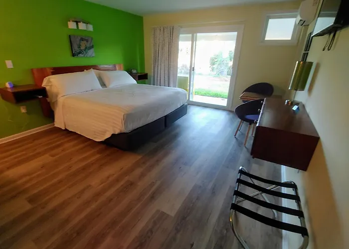 Boiling Spring Lakes Motel