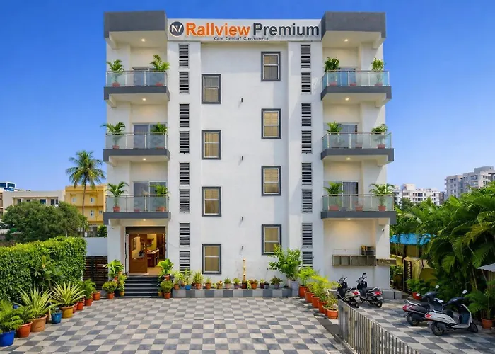 Railview Premium- Nr Railway Station Gate No 6