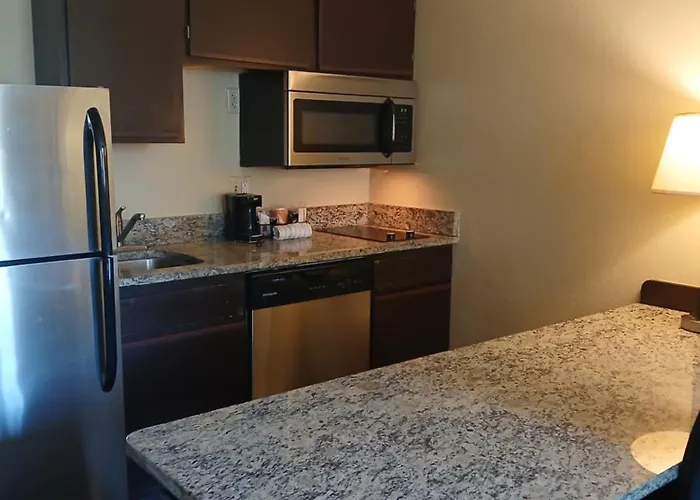 Mainstay Suites