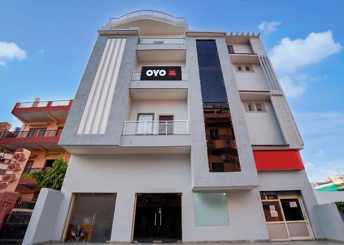 Sandhya Paying Guest House And Dormitory