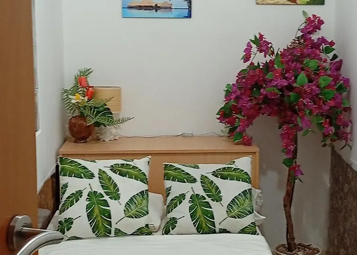 Four Palms Guest House