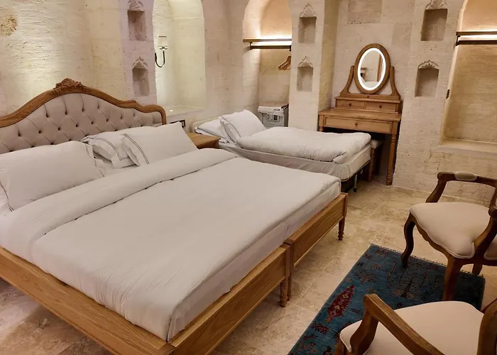 Shamas Hotel