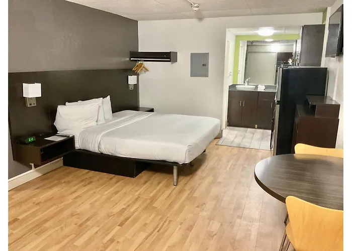 Studio 6 Extended Stay - Columbus, Ga -Downtown
