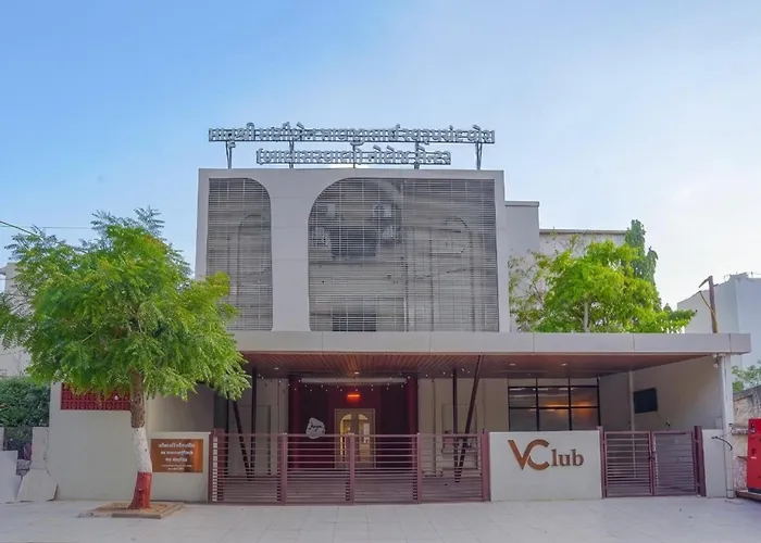 V Club