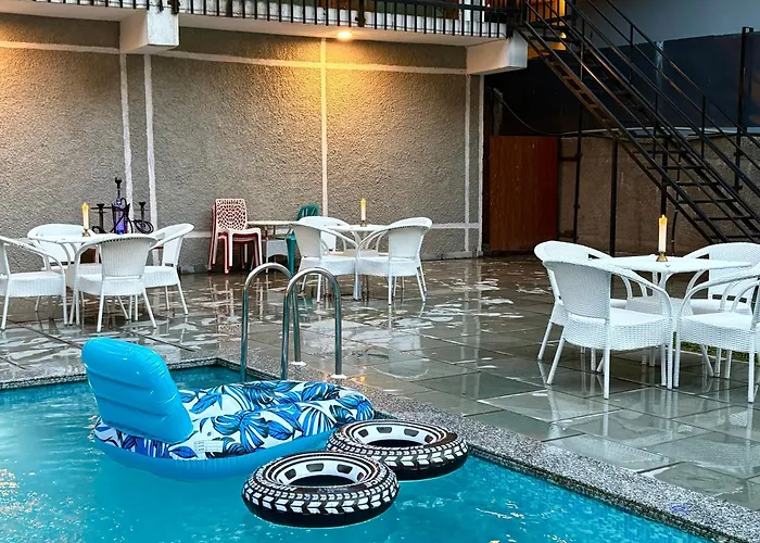 Hotel Asiia Holiday With Swimming Pool -Central Heated And Air Cooled, Near Mall Road