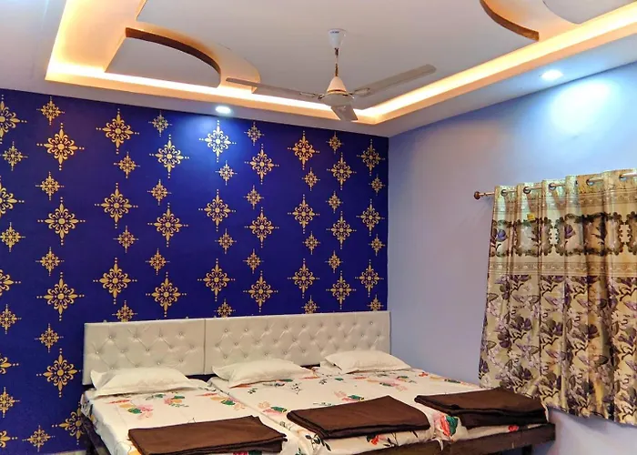 Shree Datta Dharmik Inn