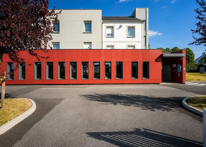 Brit Hotel Confort Roissy Saint-Witz