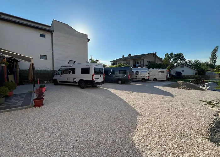 Rivers Fisherman Camp Motorhome &CamperVan