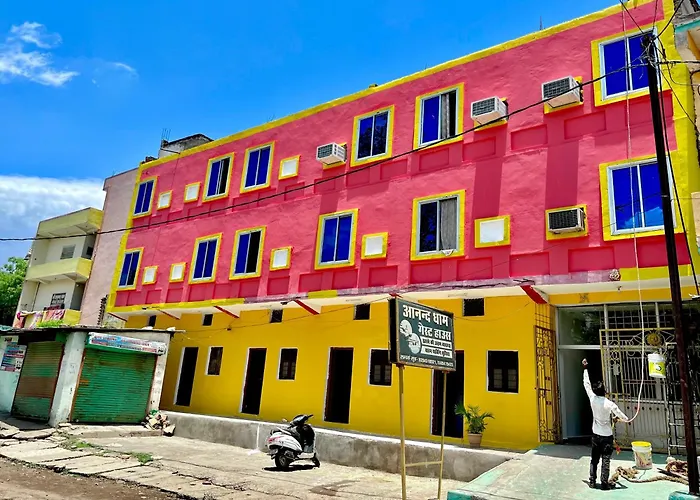 Anand Dham Guest House