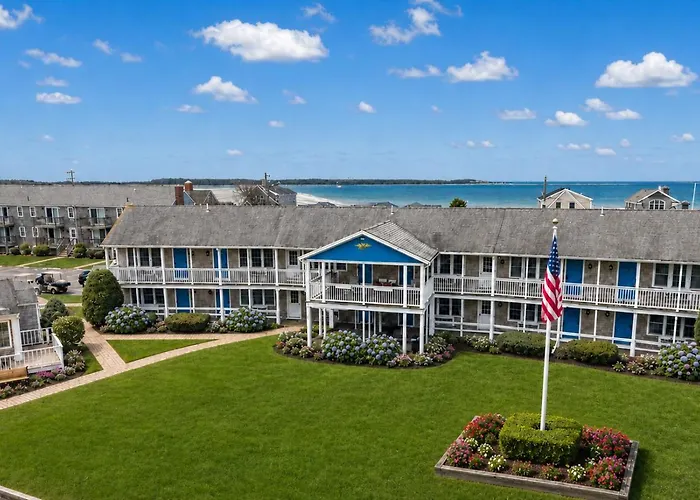 Colonial Acres Resort