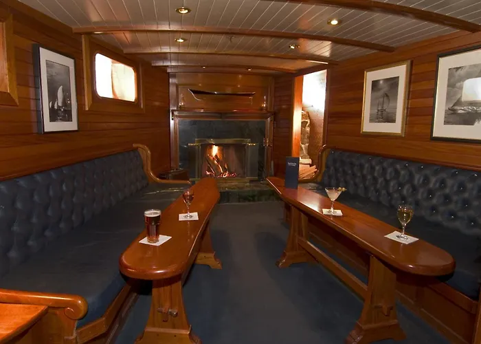 York Harbor Inn