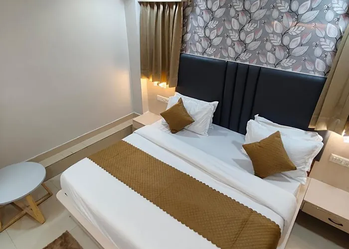 Hotel Green Land