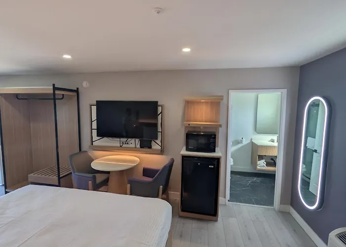 Luxury Inn Los Angeles - Norwalk