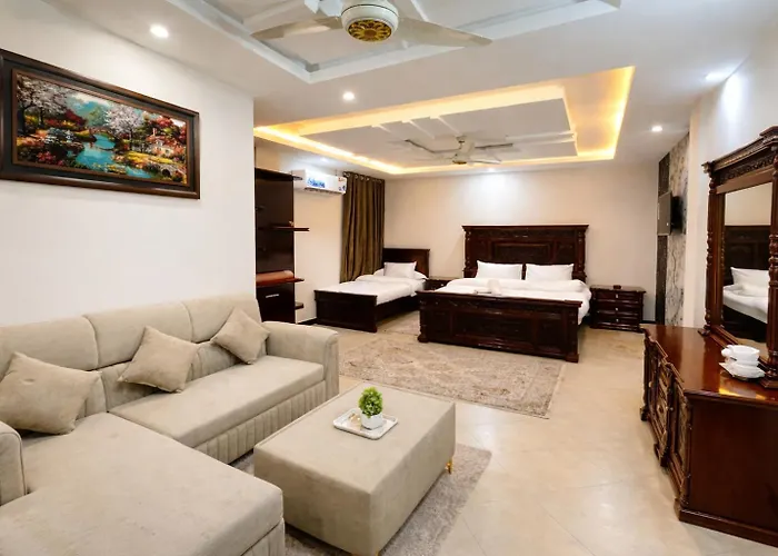 The Canvas Hotel