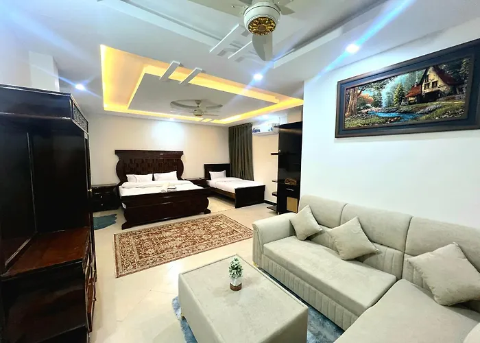 The Canvas Hotel