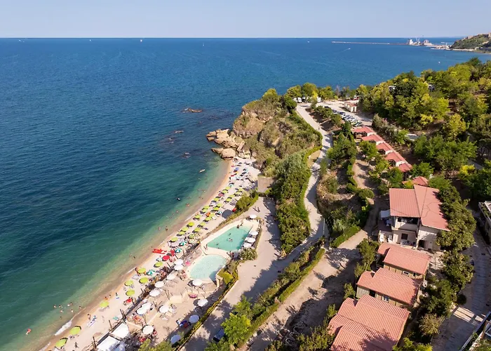 Camping Village Ripari Di Giobbe