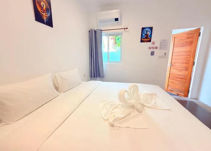 Glory Moon Resort