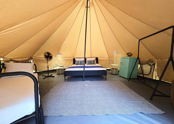 Camping Costa Dorada Tienda Solstici
