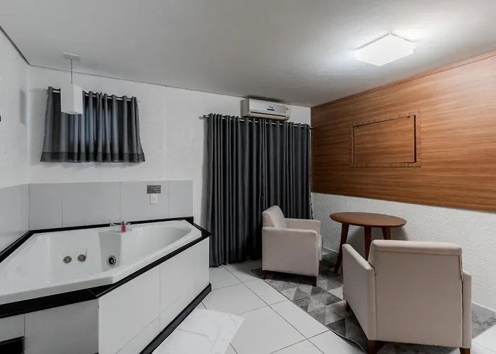 Romas Hotel
