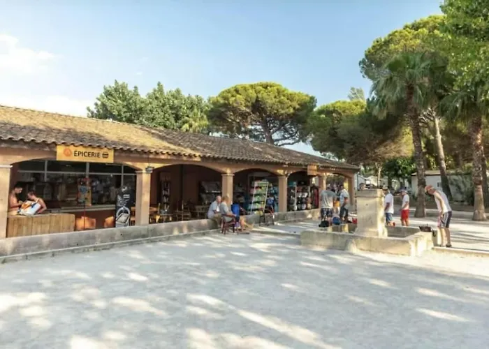 Camping Le Grau Du Roi - La Marine 4 Etoiles