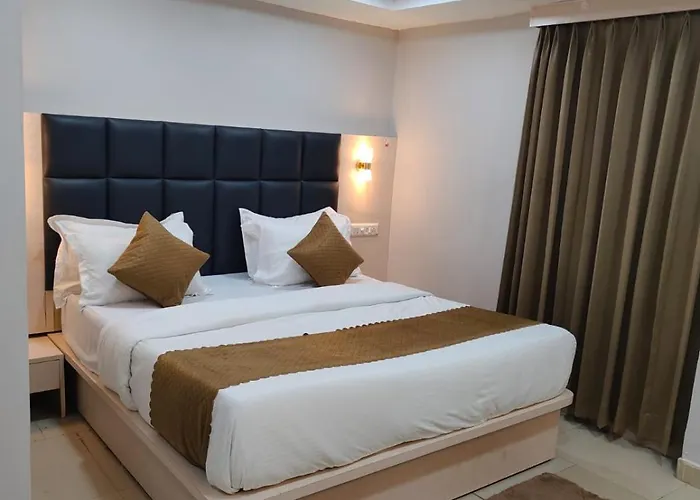 Hotel Green Land
