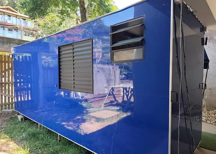 Trailer completo com Ar Condicionado 300 metros da Praia do Tenório