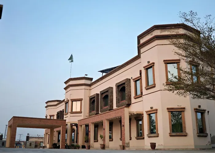 Midway Hotel & Restaurant