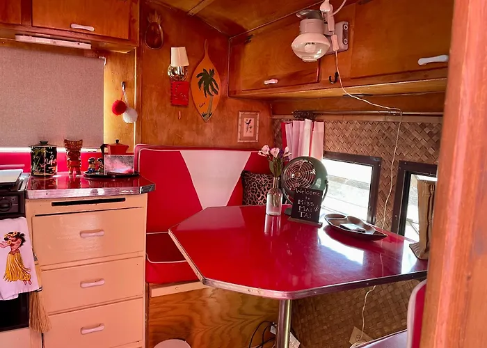 Mai Tai Tiki Camper Near Sequoia & Kings Canyon