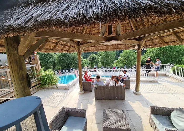 Mobil-Home Climatise Avec Piscine Chauffee A 10 Min De Nice