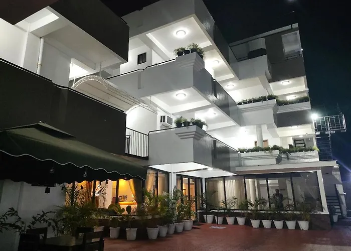 Zkb Twins Hotel