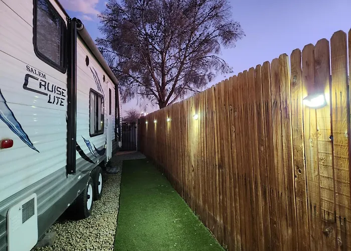 Cozy 1-Bedroom Recreational Vehicle In Fabulous Las Vegas With Ac