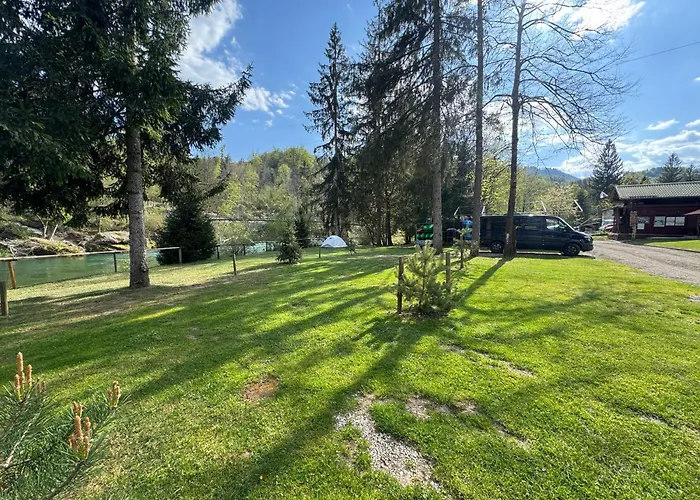 Tinaraft Camp