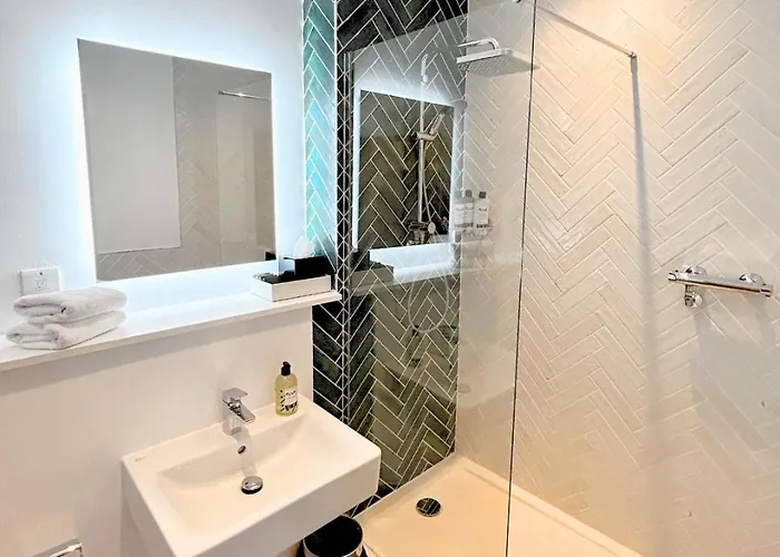 Haslar Rooms