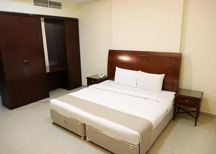 Clifton International Hotel