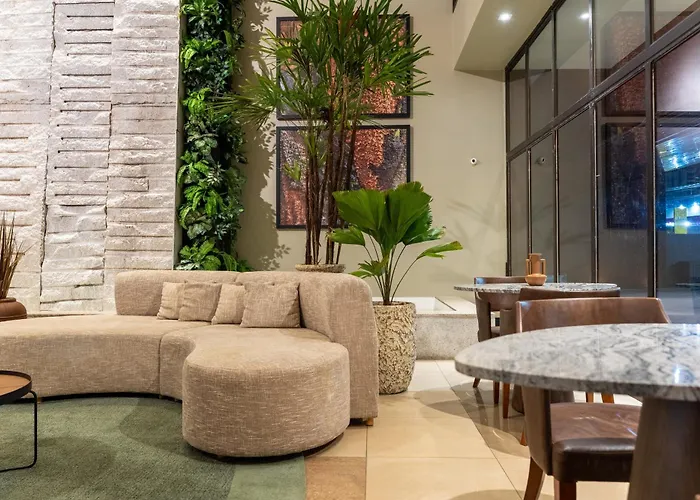 Hotel Deville Prime Cuiaba
